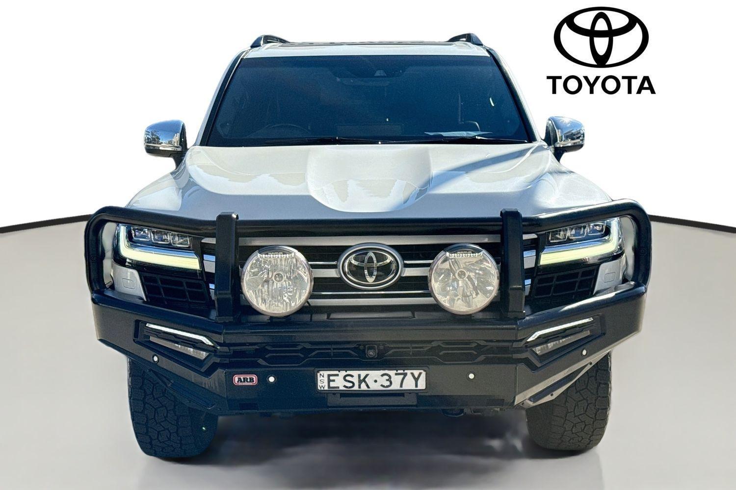 2022 Toyota Landcruiser Sahara in White