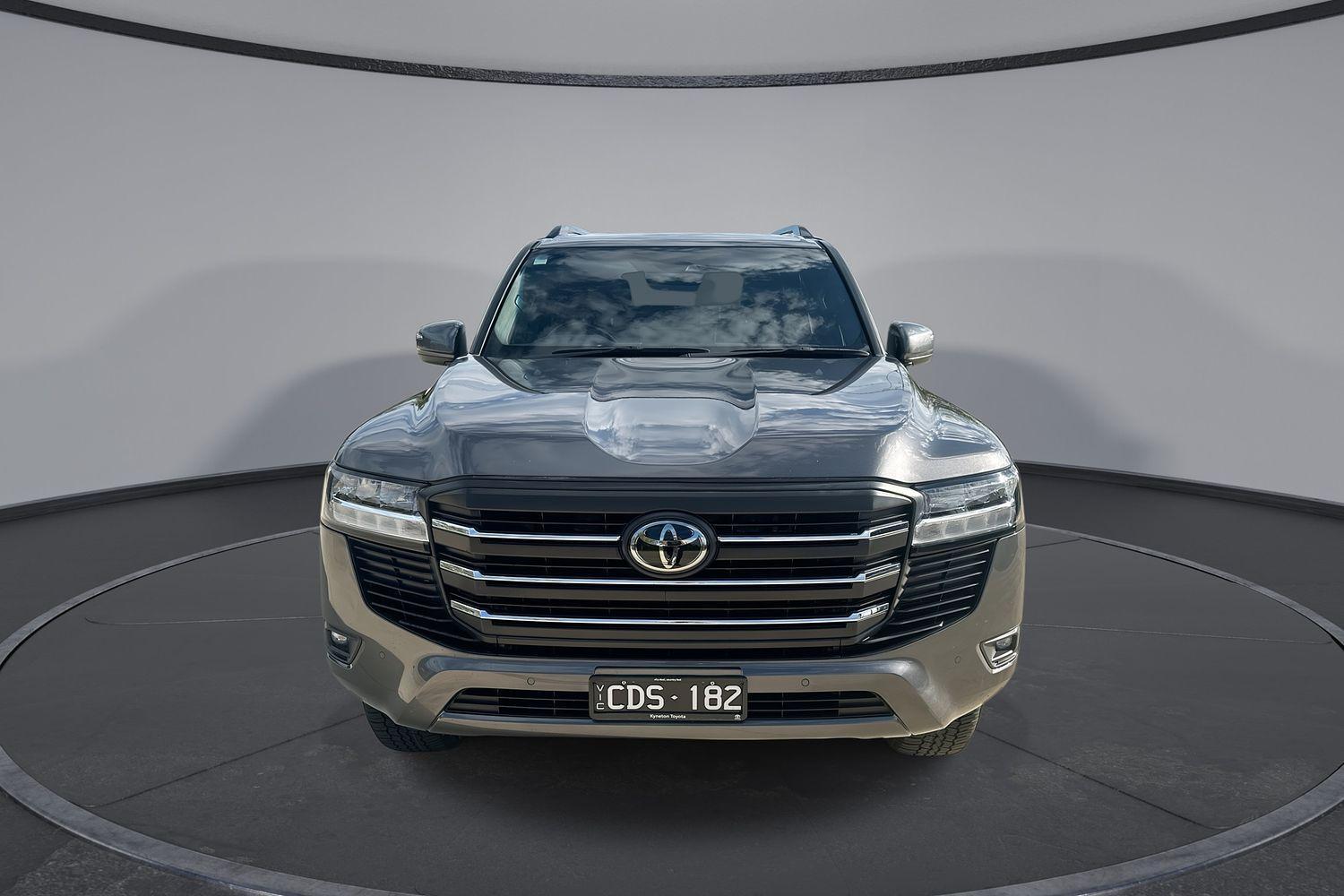 2022 Toyota Landcruiser 300 GXL in Silver