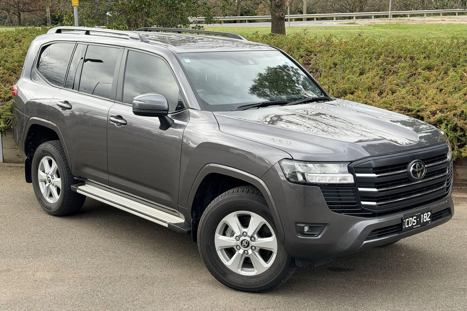 2022 Toyota Landcruiser GXL in Silver