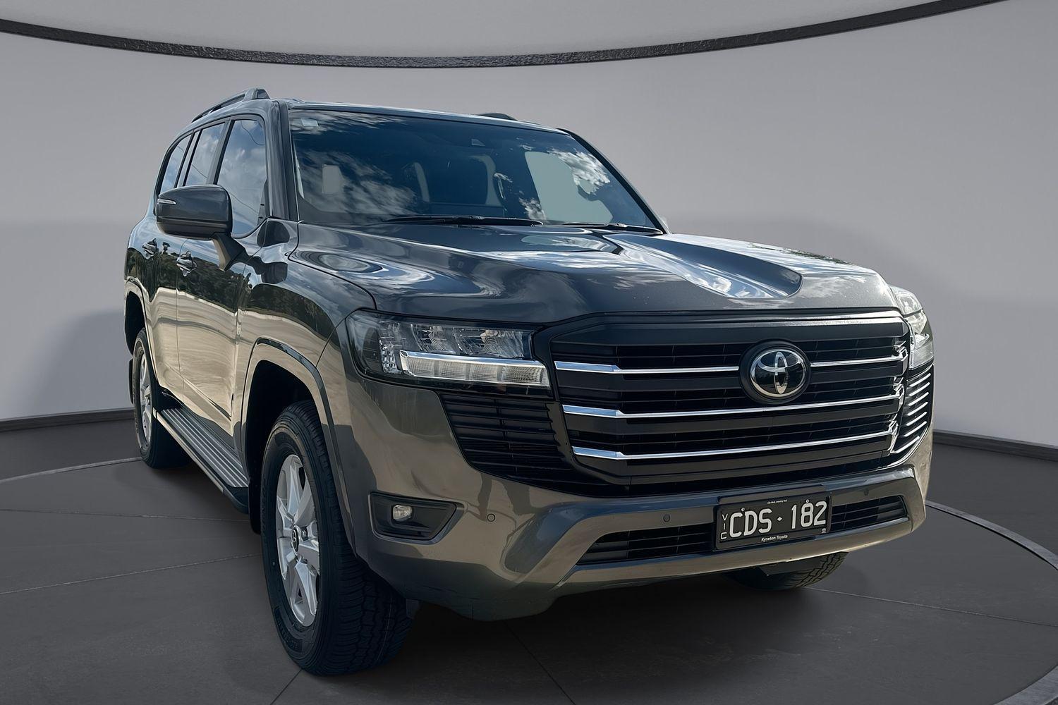 2022 Toyota Landcruiser 300 GXL in Silver