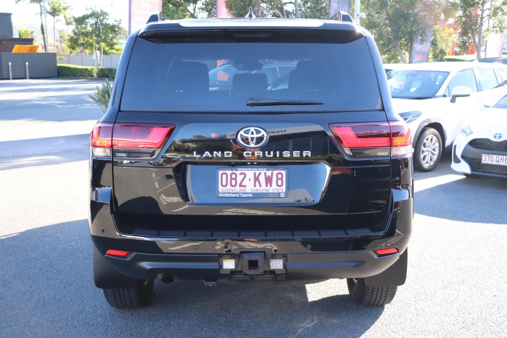 2024 Toyota Landcruiser GXL in Black