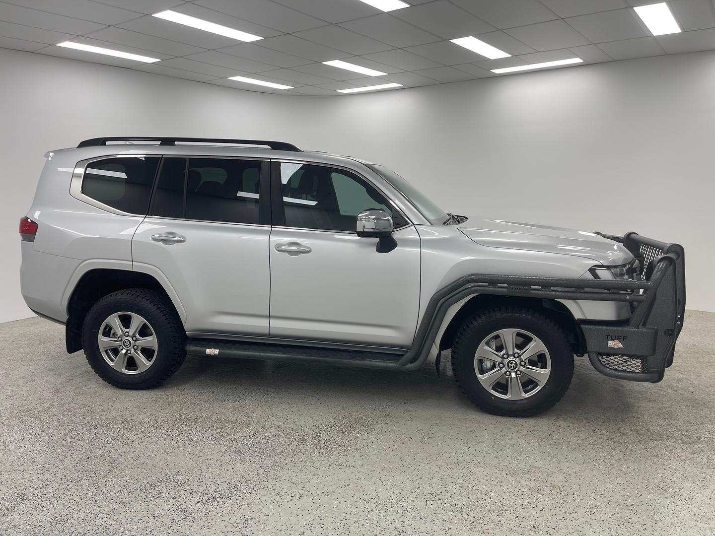 2024 Toyota Landcruiser Sahara in Silver