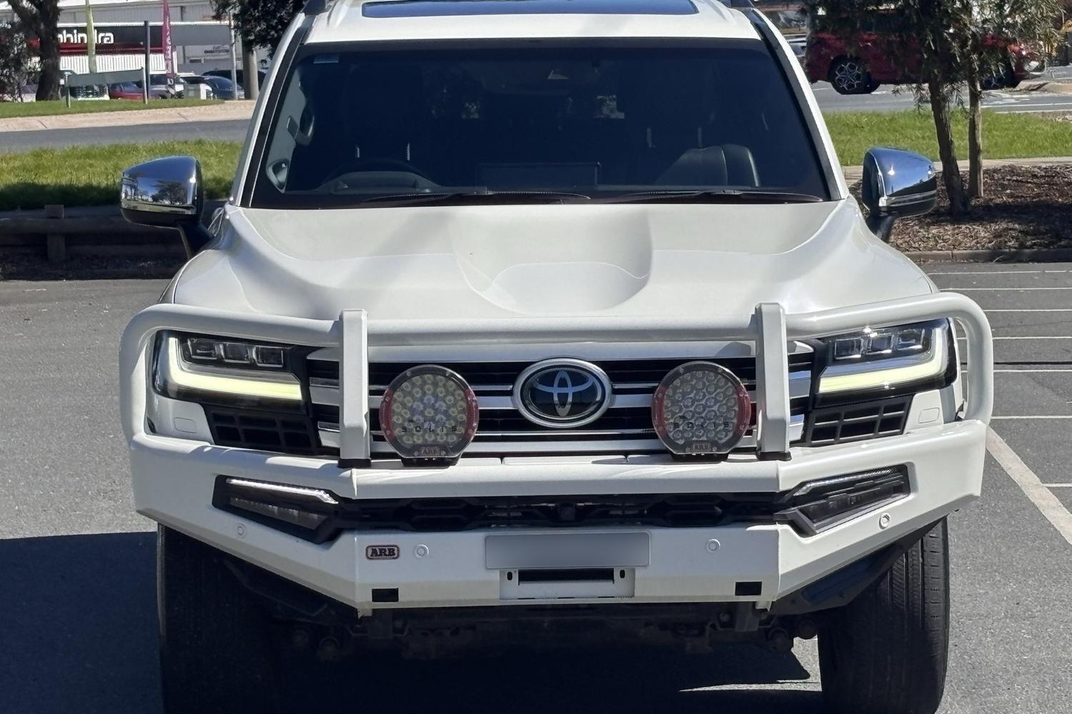 2022 Toyota Landcruiser Sahara in White