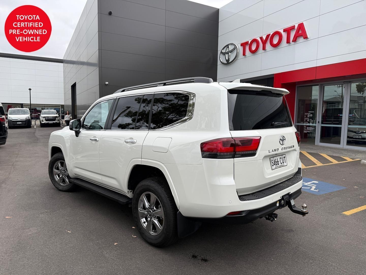 2023 Toyota Landcruiser 300 Sahara in White