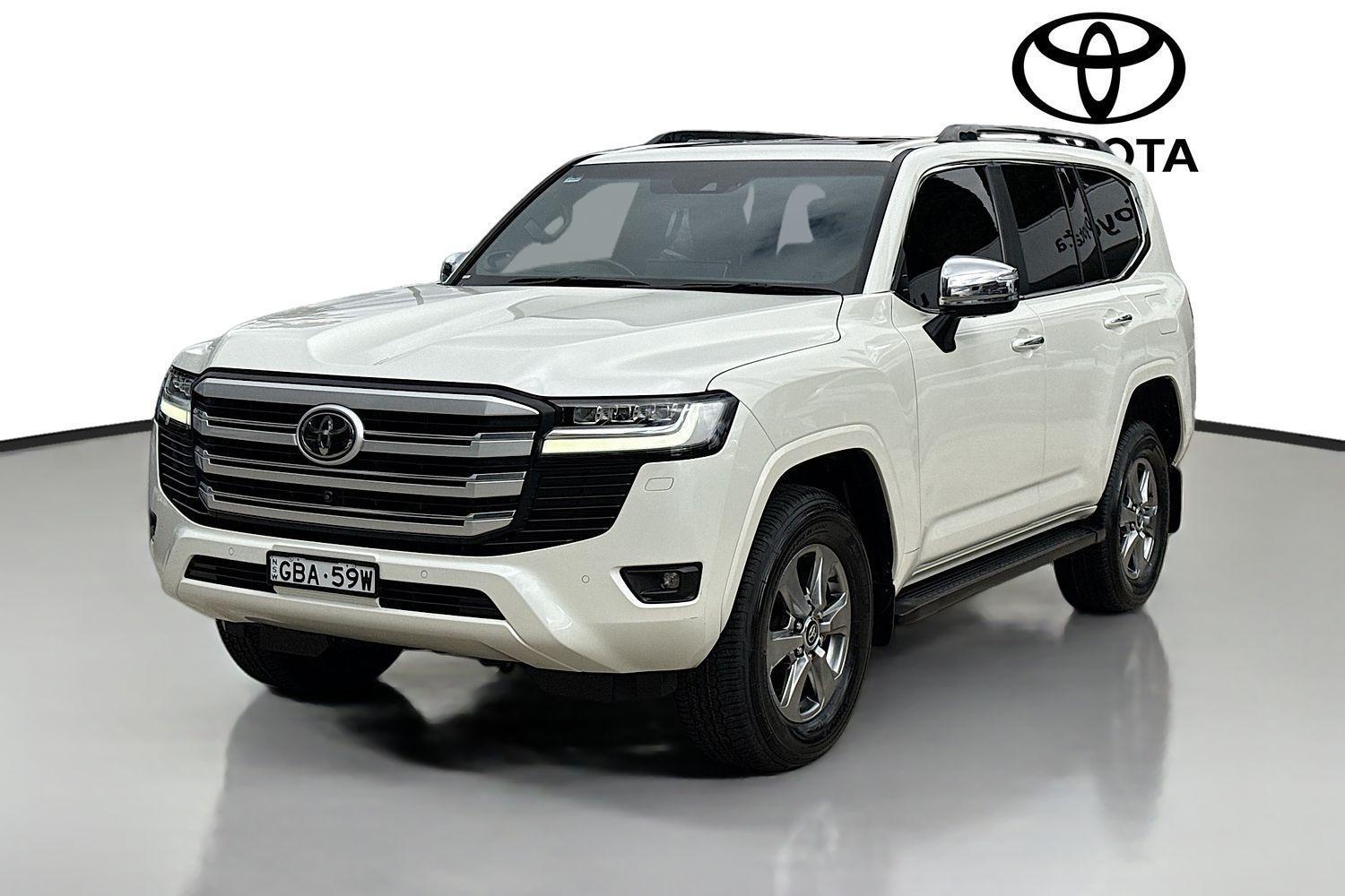 2023 Toyota Landcruiser Sahara in White