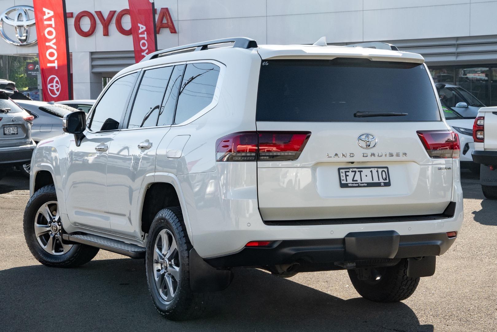 2024 Toyota Landcruiser Sahara in White