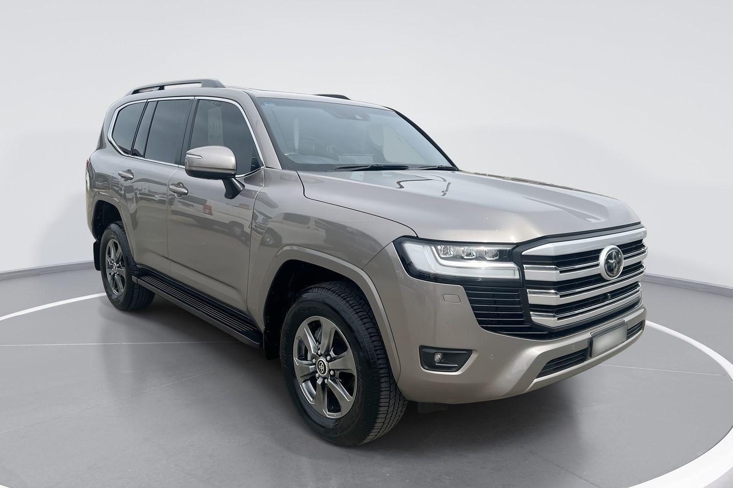 2022 Toyota Landcruiser VX in Bronze