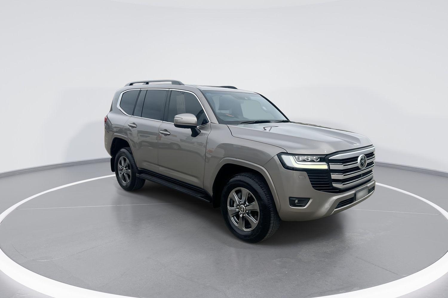 2022 Toyota Landcruiser VX in Bronze