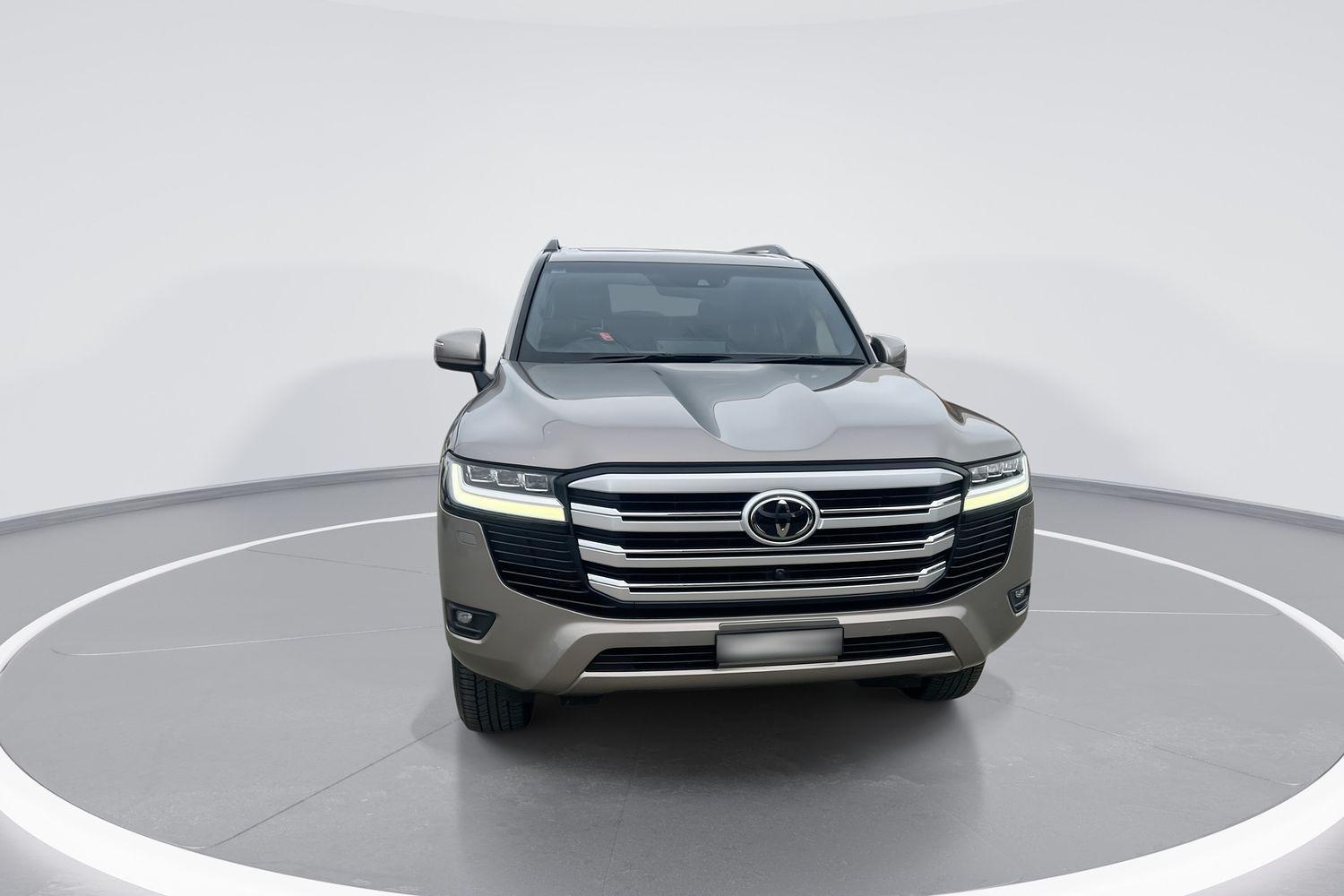 2022 Toyota Landcruiser VX in Bronze