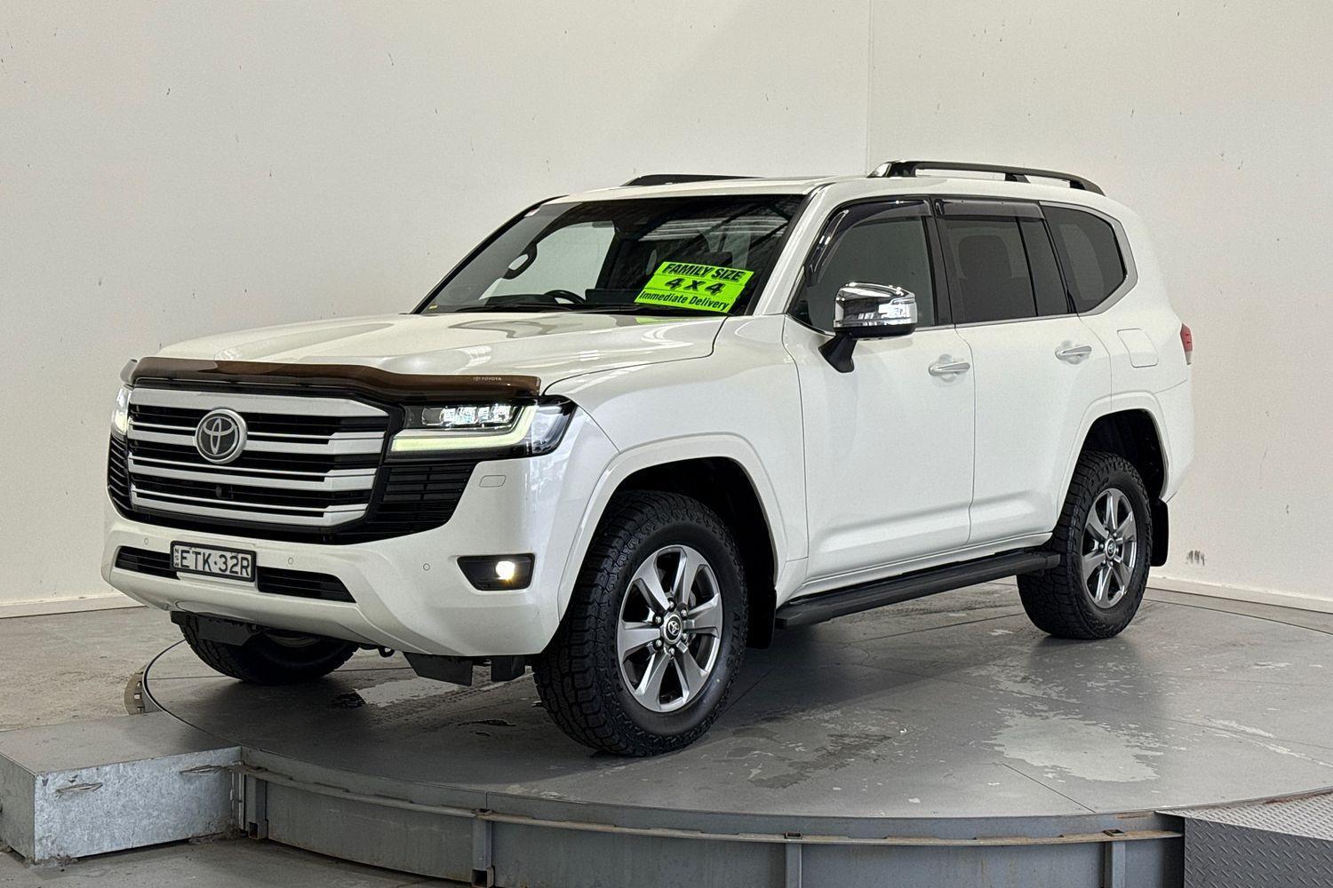 2022 Toyota Landcruiser Sahara in White