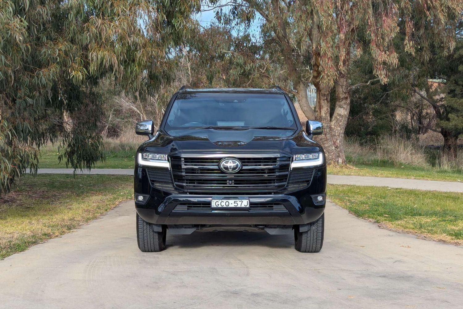 2022 Toyota Landcruiser Sahara in Black