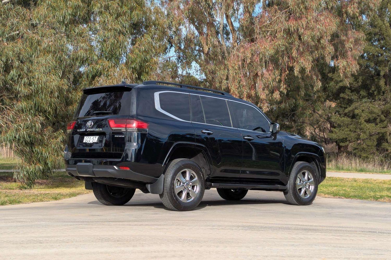 2022 Toyota Landcruiser Sahara in Black
