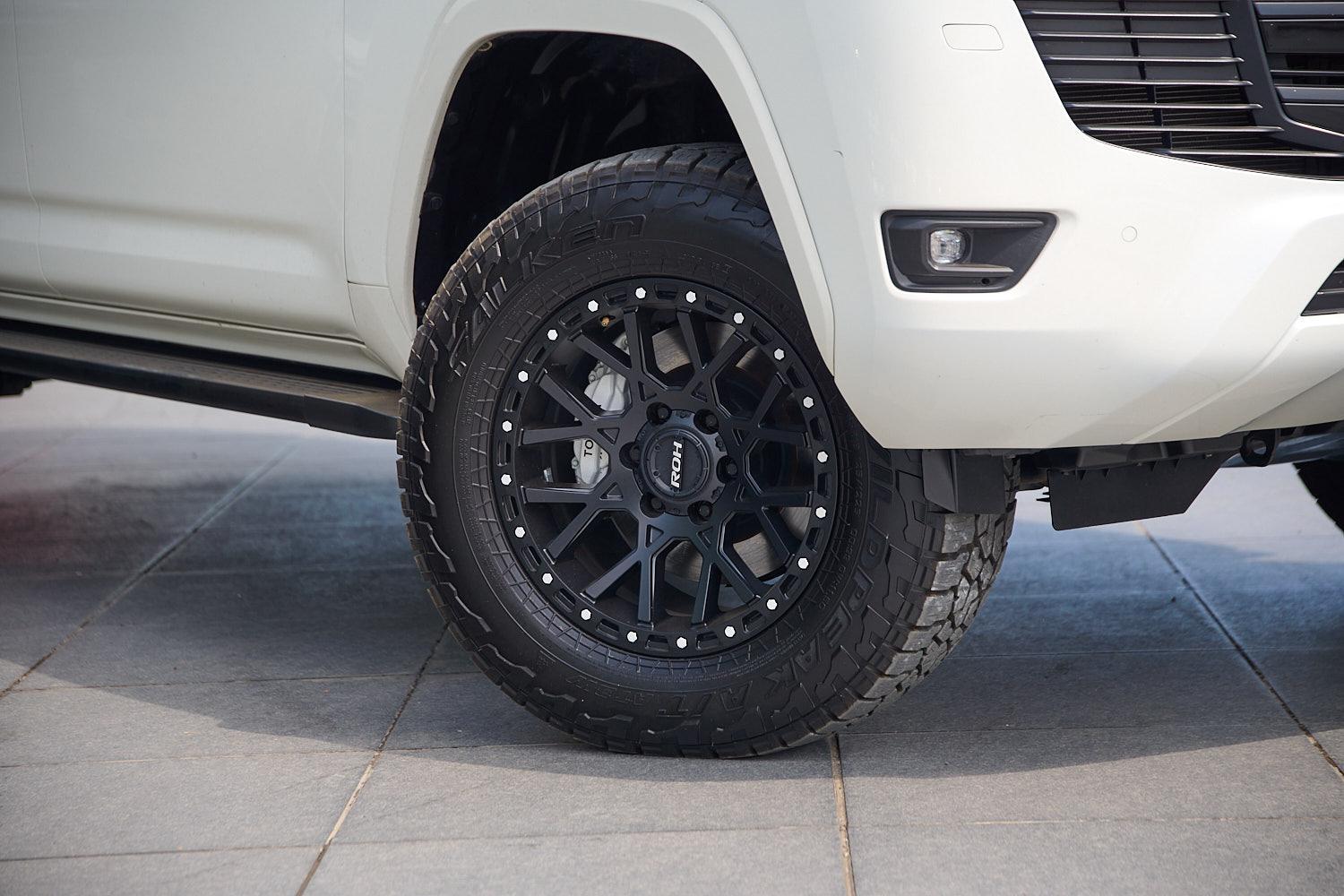 2023 Toyota Landcruiser Sahara in White