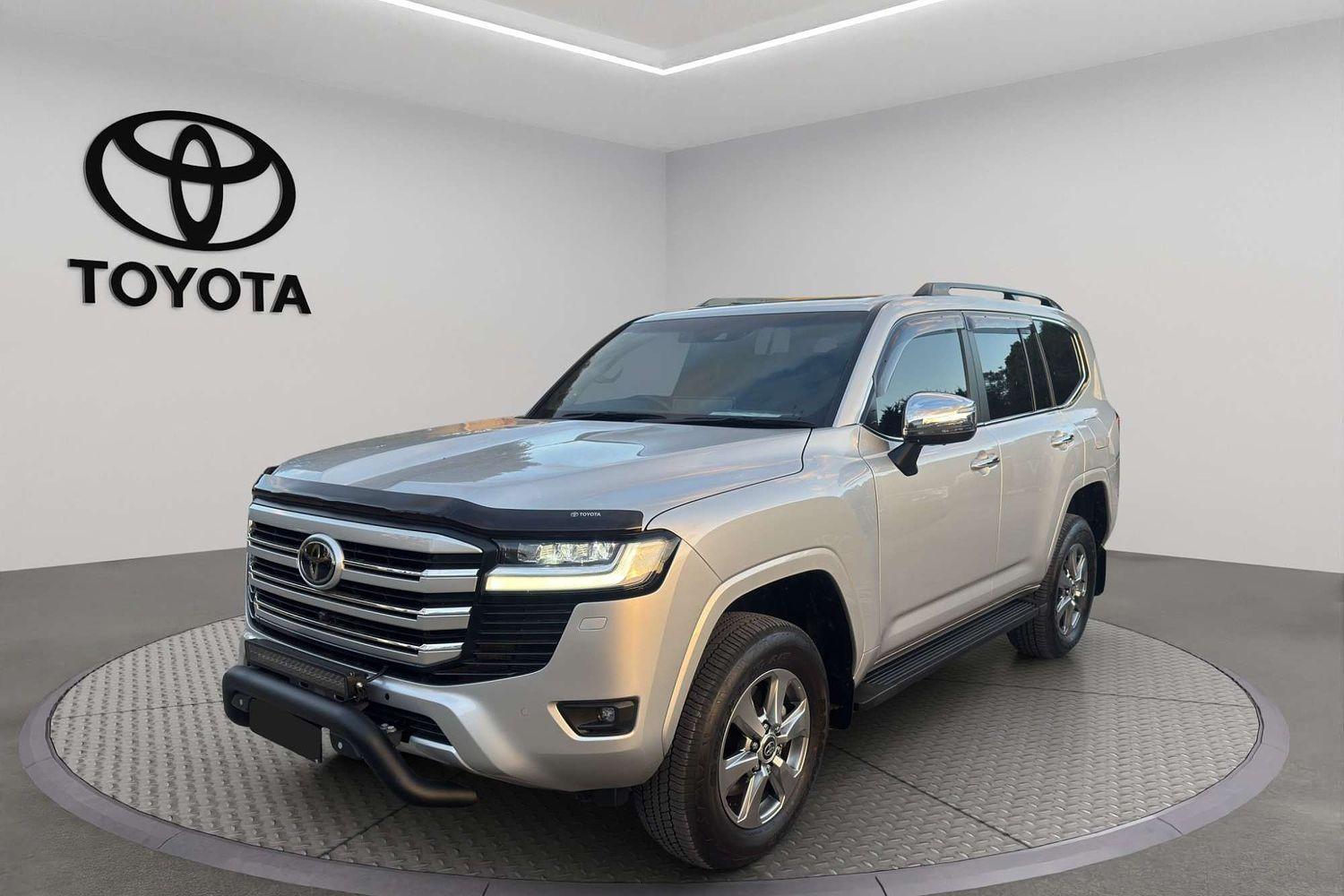 2023 Toyota Landcruiser Sahara in Silver