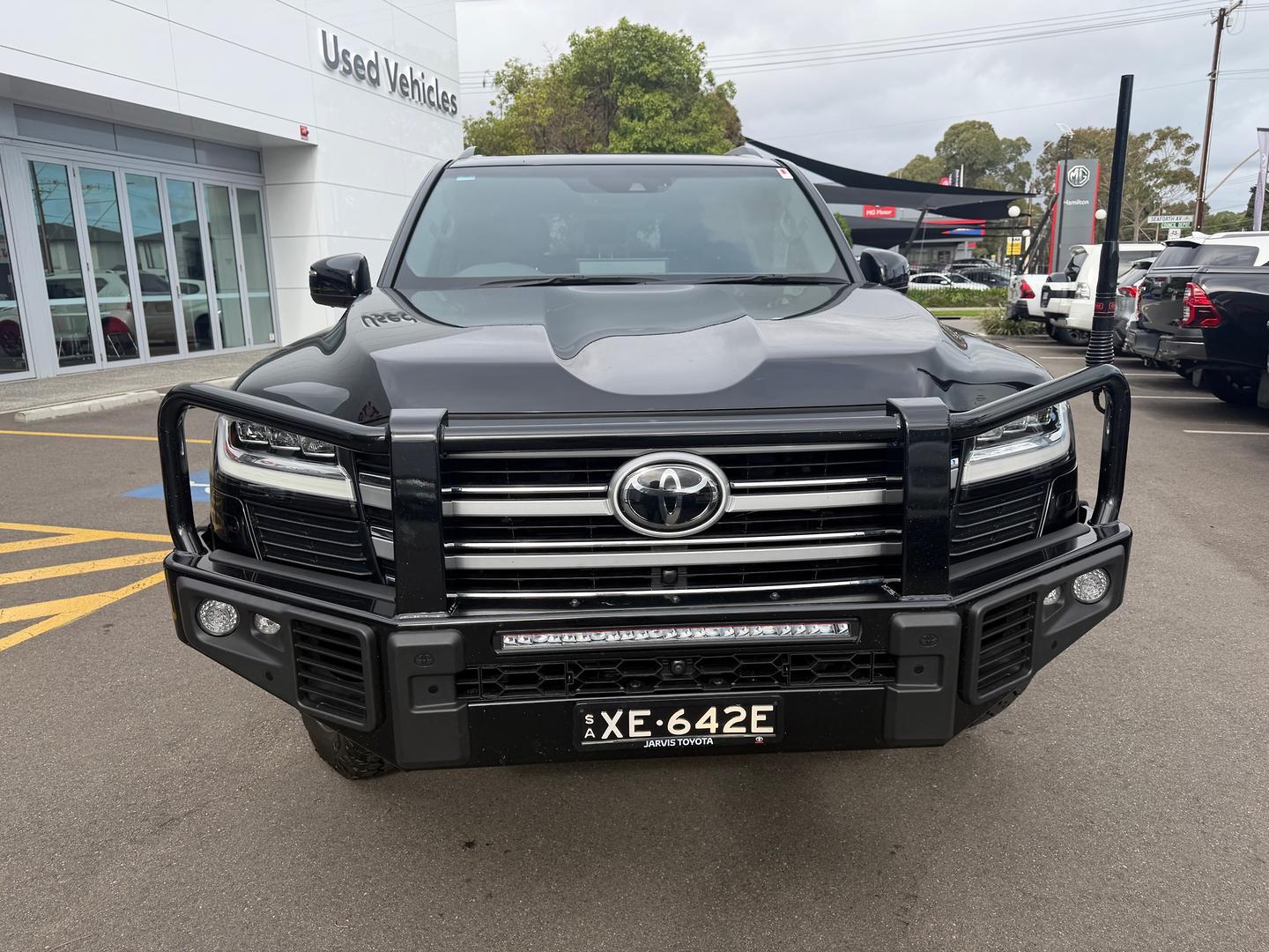 2024 Toyota Landcruiser 300 VX in Black