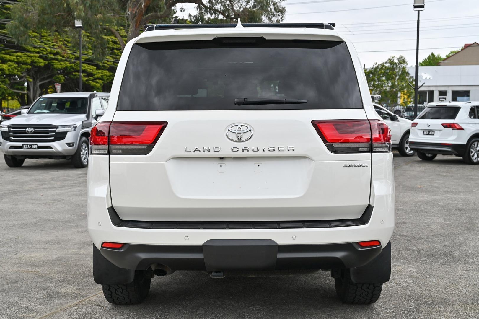 2022 Toyota Landcruiser Sahara in White