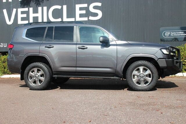 2022 Toyota Landcruiser VX in Grey