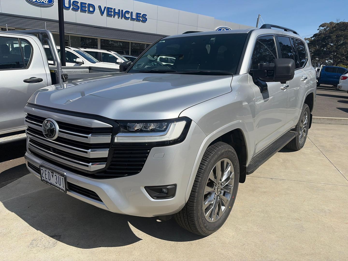 2022 Toyota Landcruiser 300 Sahara in Silver
