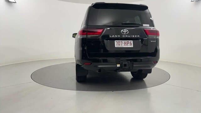 2023 Toyota Landcruiser Sahara in Black