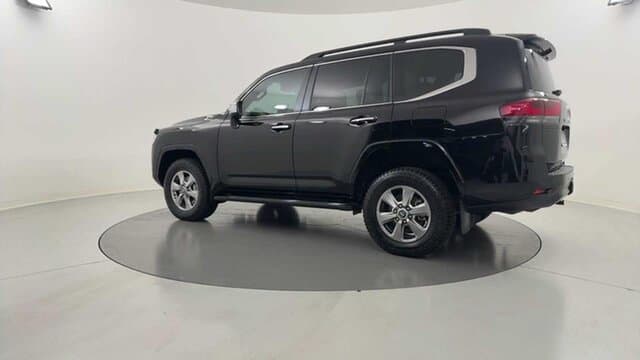 2023 Toyota Landcruiser Sahara in Black