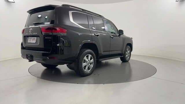 2023 Toyota Landcruiser Sahara in Black