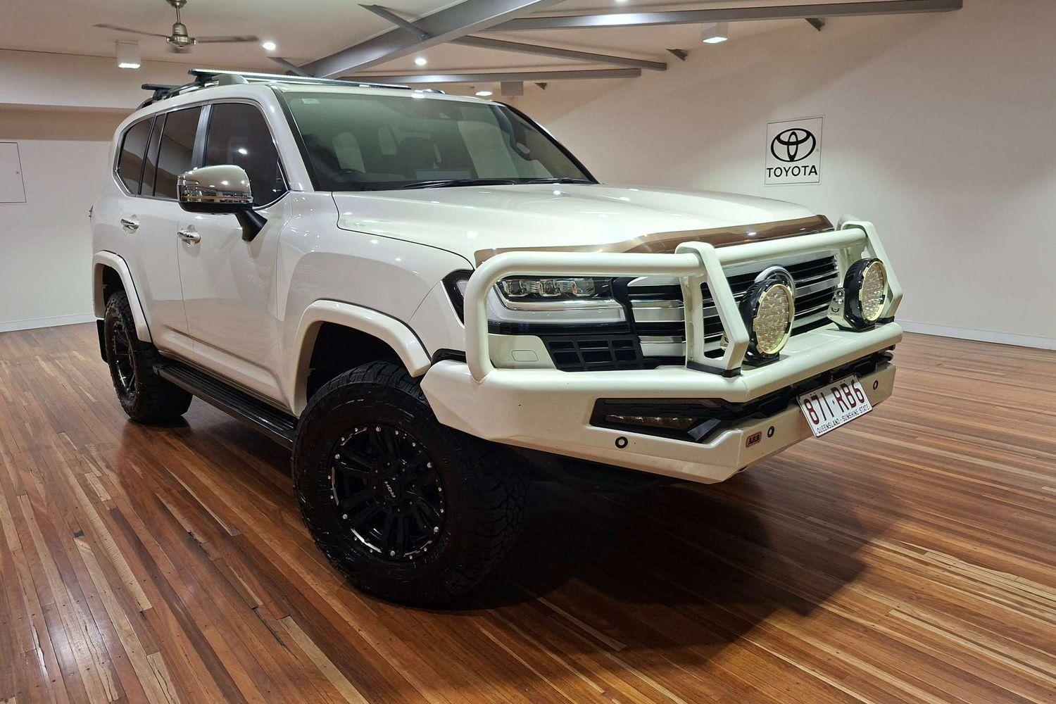 2023 Toyota Landcruiser Sahara in White