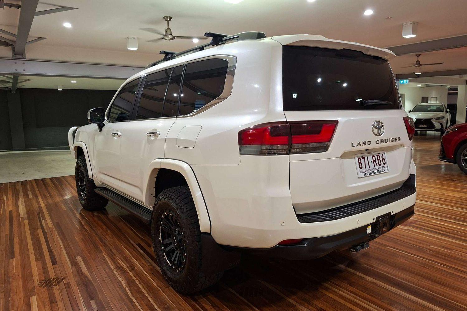 2023 Toyota Landcruiser Sahara in White