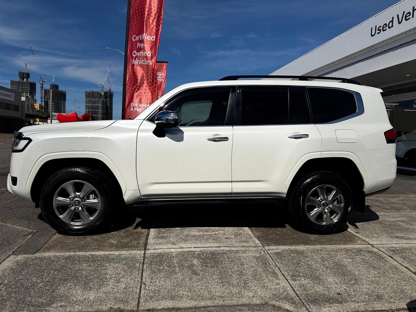 2024 Toyota Landcruiser Sahara in White
