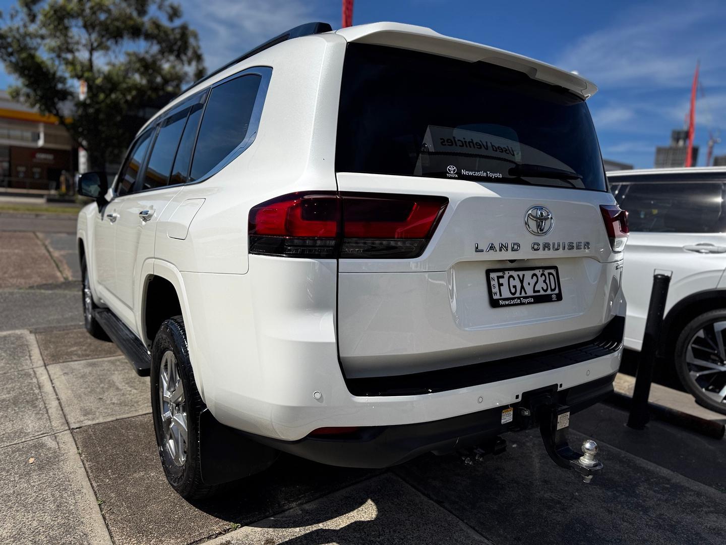 2024 Toyota Landcruiser Sahara in White