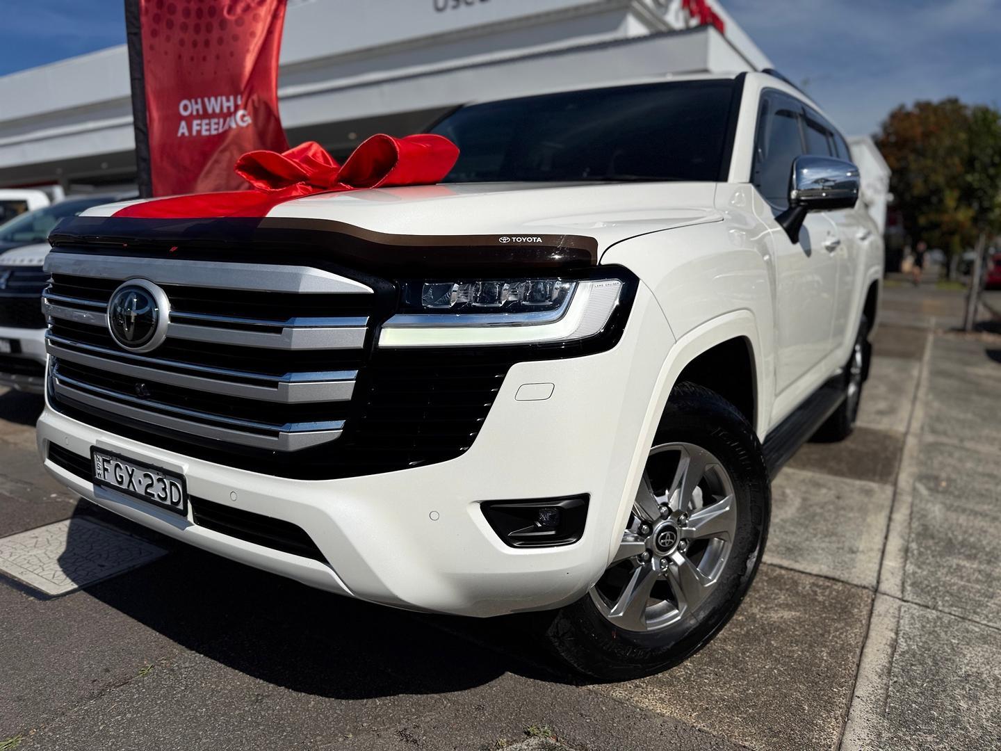 2024 Toyota Landcruiser Sahara in White