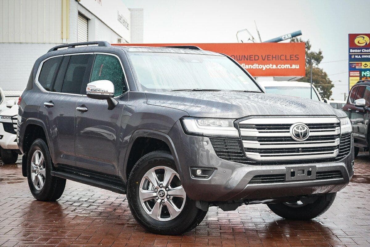 2026 Toyota Landcruiser 300 Sahara in Silver