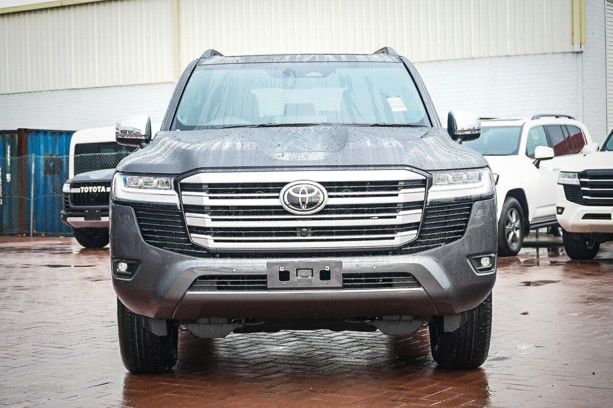 2026 Toyota Landcruiser 300 Sahara in Silver