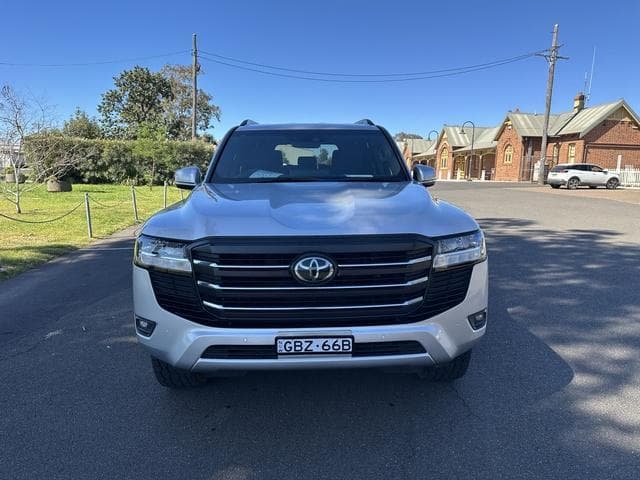 2022 Toyota Landcruiser GXL in Silver