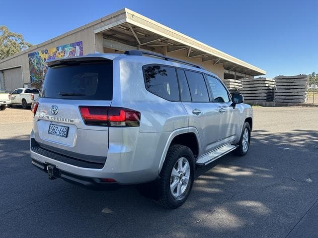 2022 Toyota Landcruiser GXL in Silver
