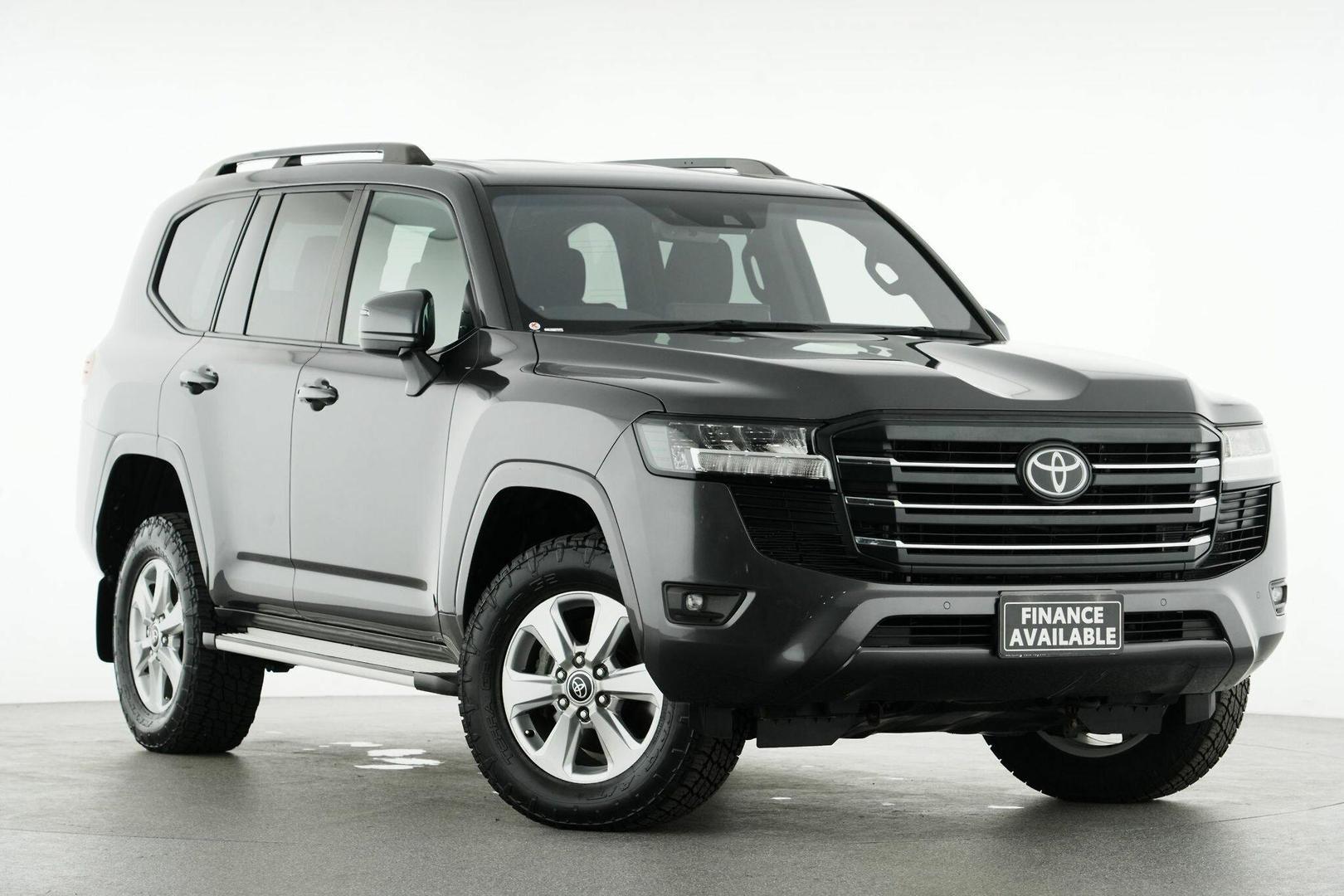 2022 Toyota Landcruiser GXL in Silver