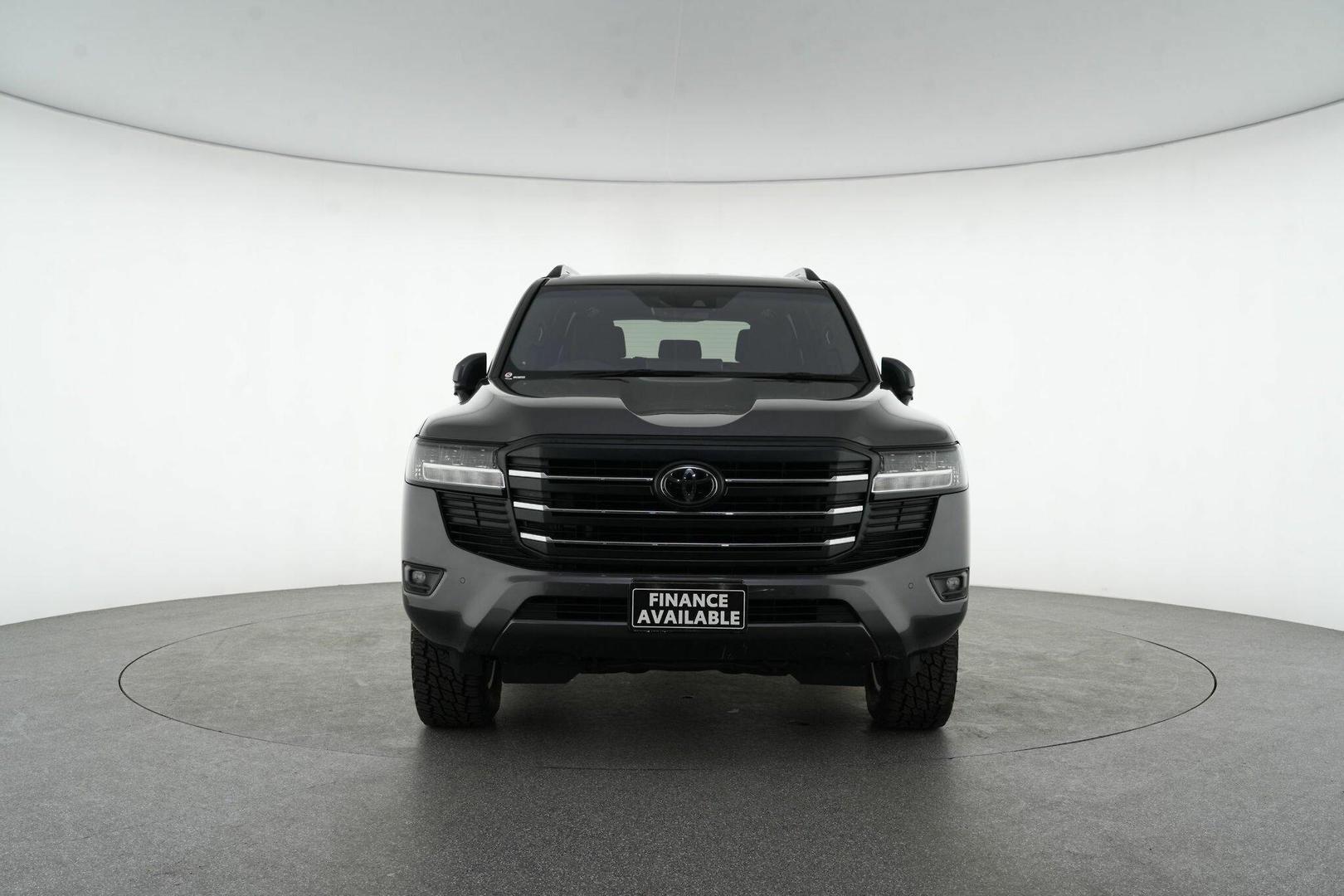 2022 Toyota Landcruiser GXL in Silver