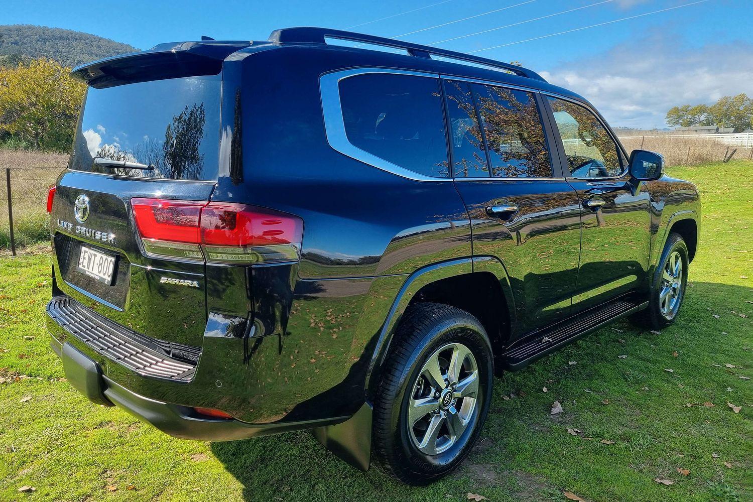 2022 Toyota Landcruiser Sahara in Black