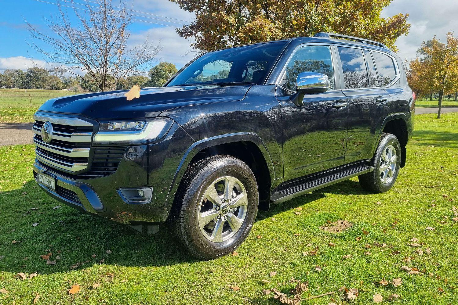 2022 Toyota Landcruiser Sahara in Black