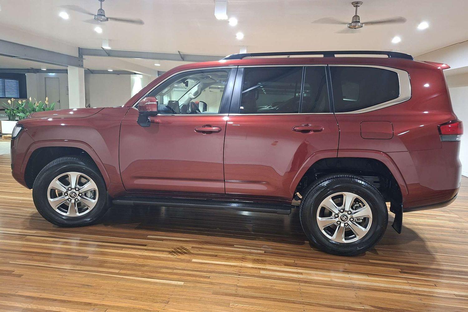 2025 Toyota Landcruiser VX in Red