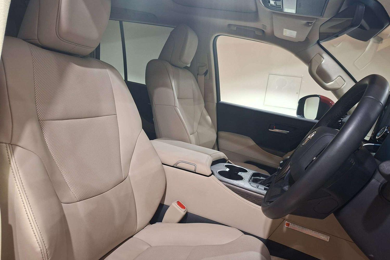 2025 Toyota Landcruiser VX in Red