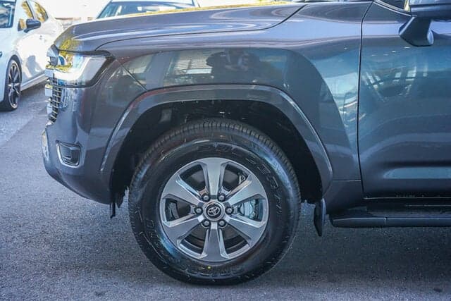 2026 Toyota Landcruiser VX in Silver