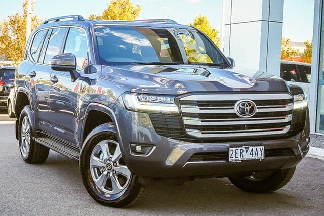 2026 Toyota Landcruiser VX in Silver