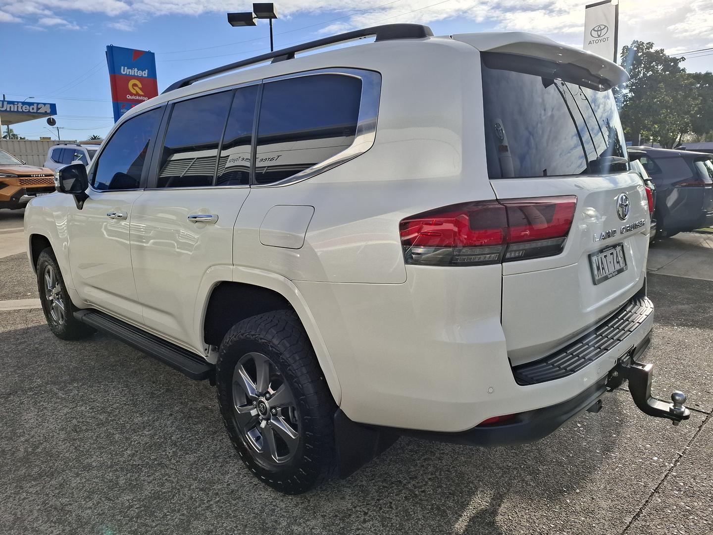 2022 Toyota Landcruiser Sahara in White