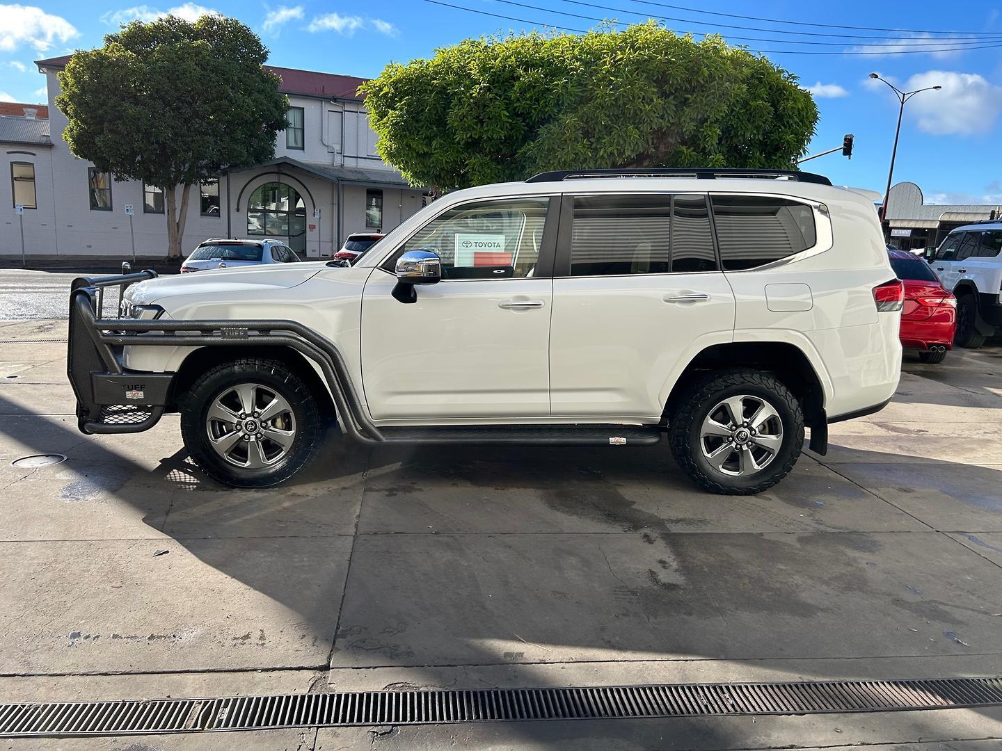 2022 Toyota Landcruiser Sahara in White