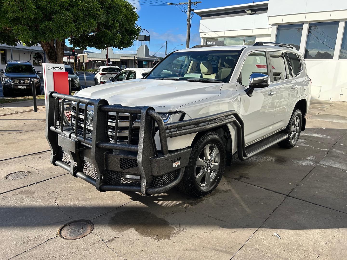 2022 Toyota Landcruiser Sahara in White
