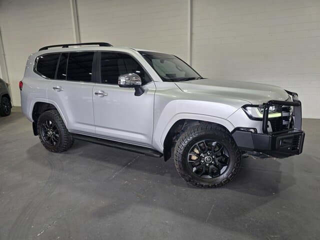 2022 Toyota Landcruiser Sahara in Silver