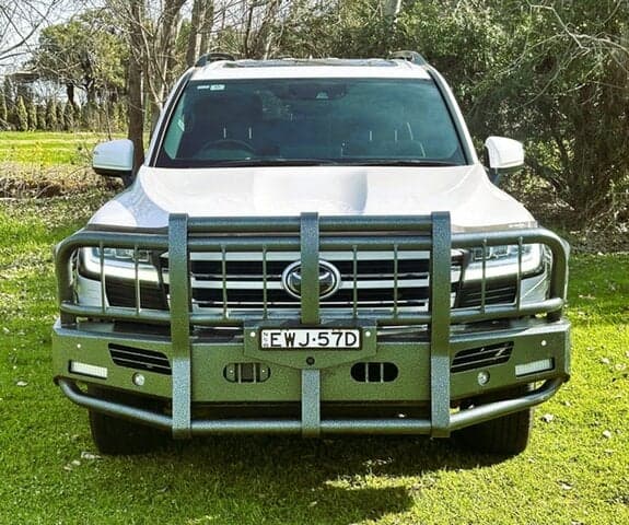 2022 Toyota Landcruiser VX in White