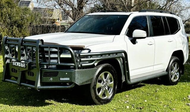 2022 Toyota Landcruiser VX in White