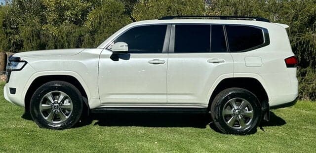 2023 Toyota Landcruiser VX in White