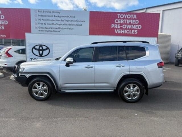 2024 Toyota Landcruiser Sahara in Silver